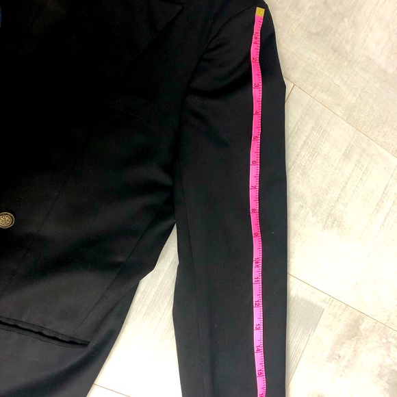 Men’s Double Breast Buttons Black Coat🧥 - Picture 4 of 8